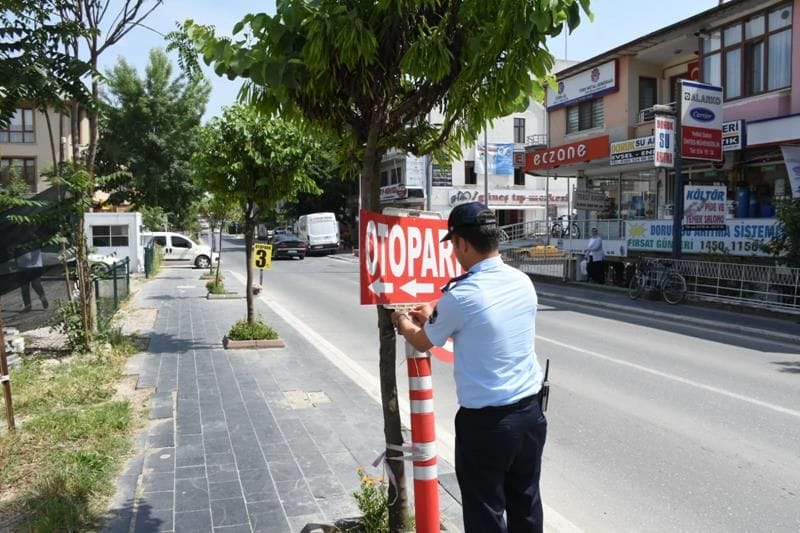 KALDIRIM İŞGALİNE GEÇİT YOK