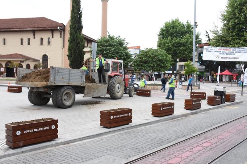 ÇEVRE DÜZENLEME ÇALIŞMALARI HIZLANDI