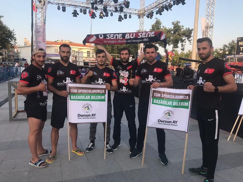 ŞAMPİYONLARDAN BAŞKAN AY’A TEŞEKKÜR