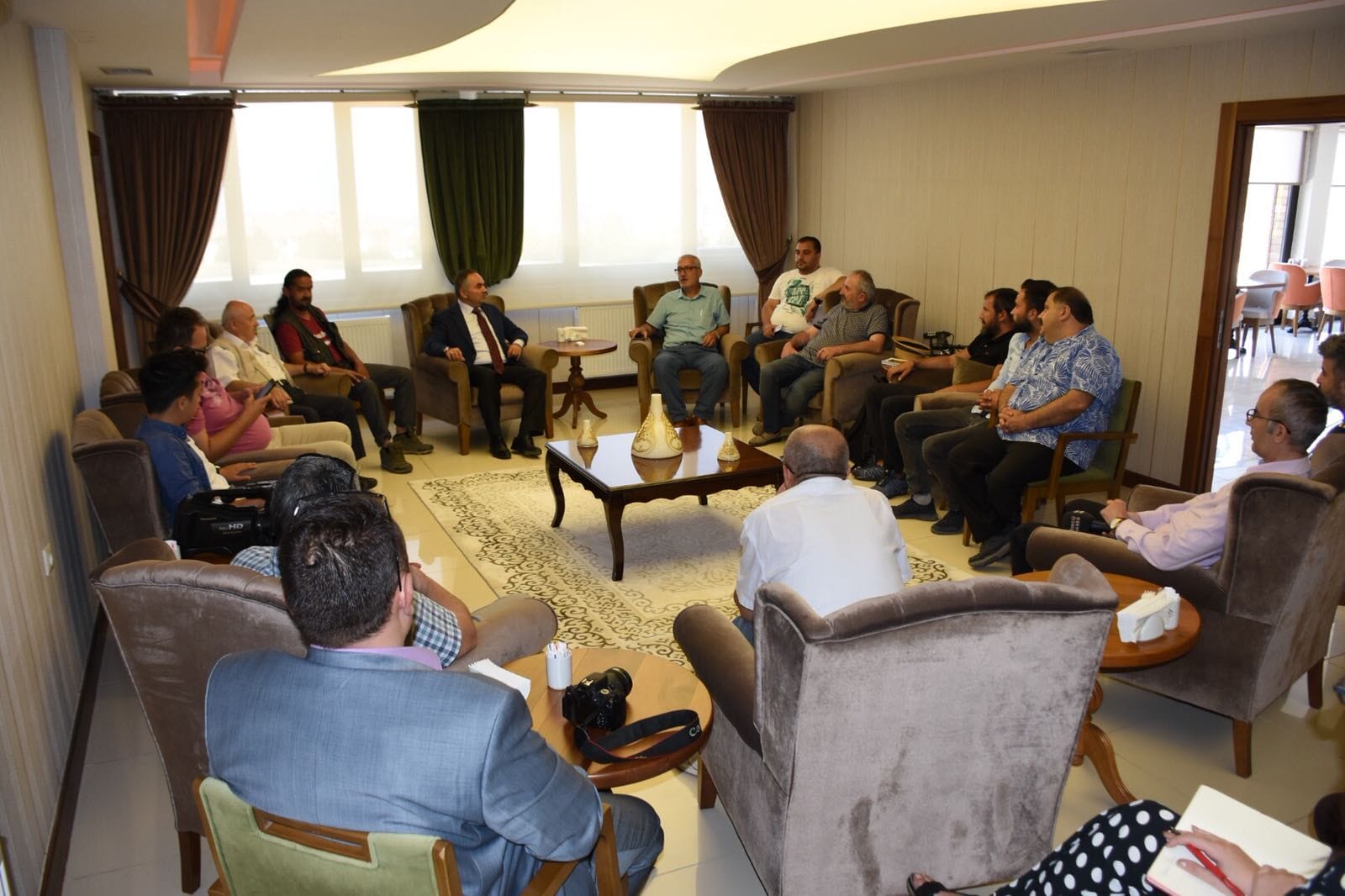“DÜZCE İÇİN NE GEREKİYORSA ONU YAPIYORUZ”