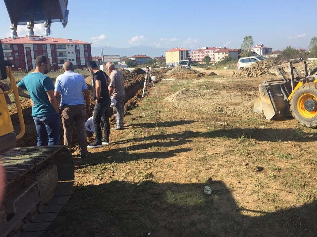 BELEDİYE YAĞMURLAMA HATTI ÇALIŞMALARINI BAŞLATTI