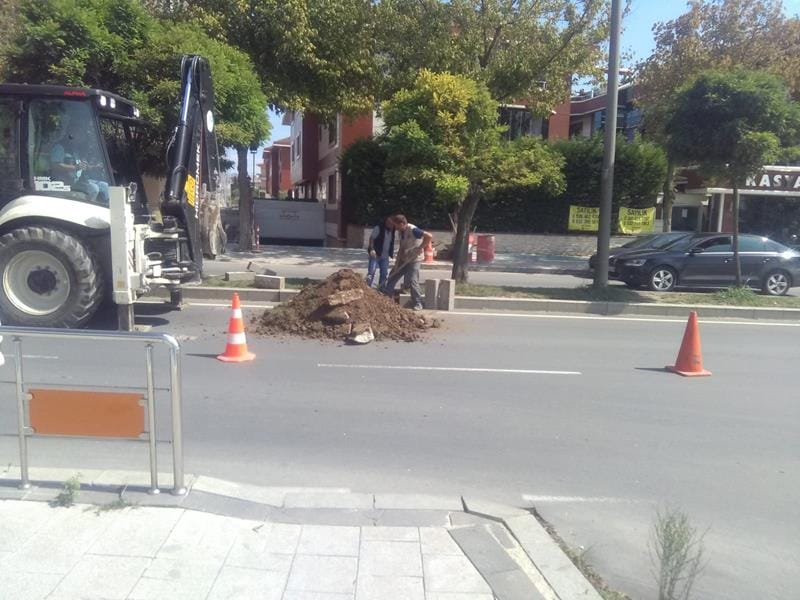 ENGELLİ RAMPALARI YAPILIYOR