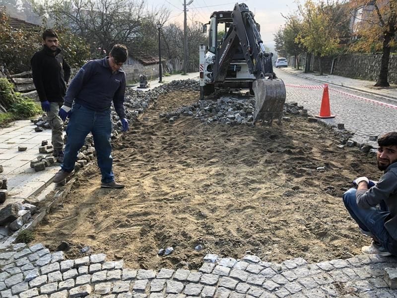 KONURALPTE ONARIM ÇALIŞMASI DEVAM EDİYOR