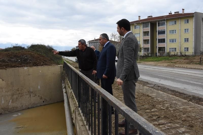 KOÇYAZI MAHALLESİNDE DERE ISLAHI YAPILDI