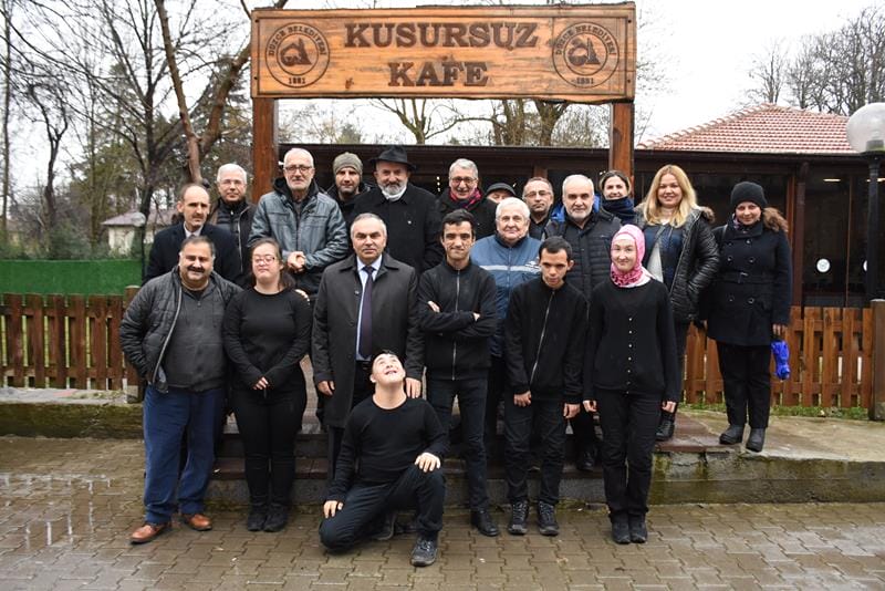 BAŞKAN AY BASINLA BİR ARAYA GELDİ
