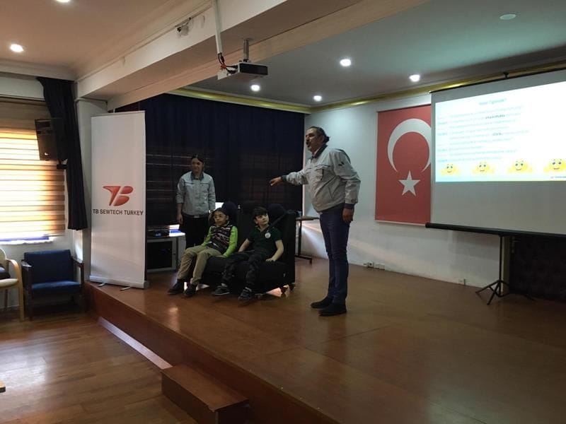 ÖĞRENCİLERE EMNİYET KEMERİNİN ÖNEMİ ANLATILDI