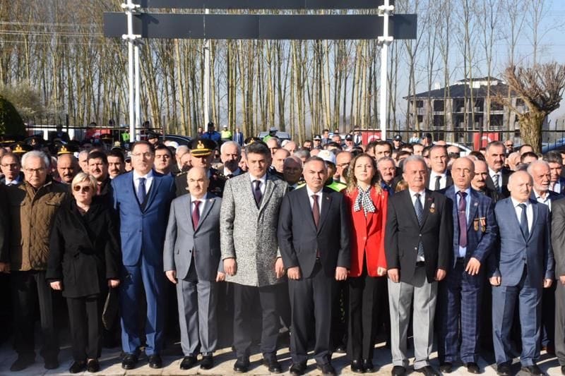 ANMA GÜNÜNÜN İLK DURAĞI ŞEHİTLİK OLDU