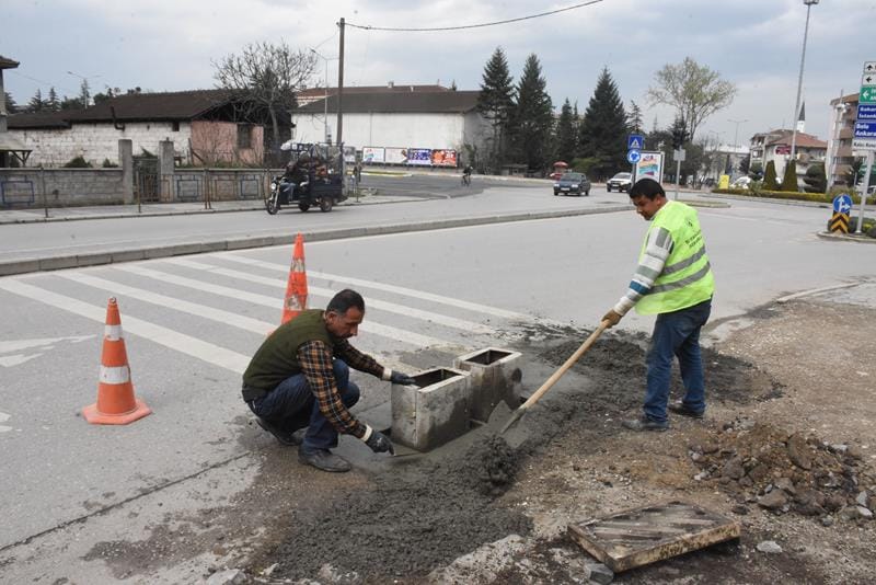 FEVZİ ÇAKMAK MAHALLESİNDE BACA YÜKSELTME ÇALIŞMASI