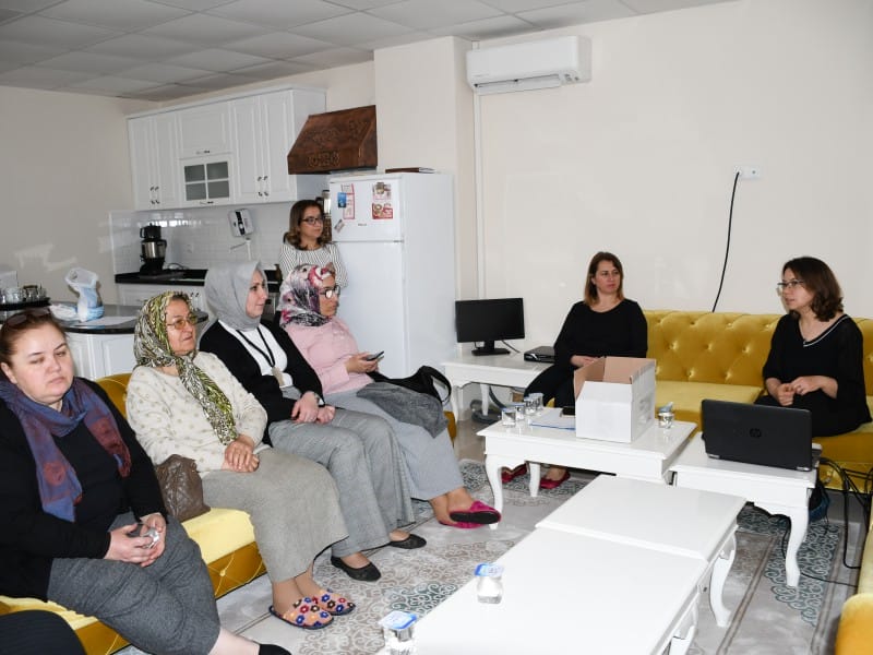 KANSERE FARKINDALIK İÇİN EĞİTİM DÜZENLENDİ