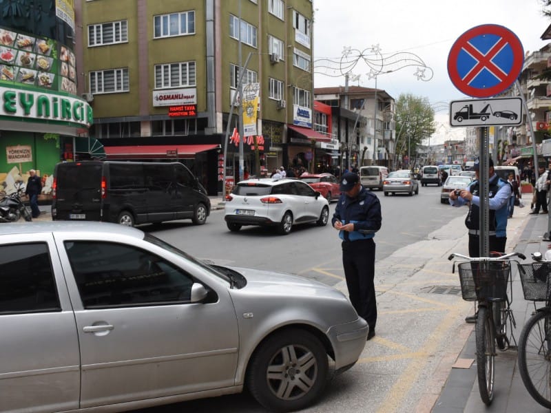 KALDIRIM İŞGALİNE ZABITA KONTROLÜ