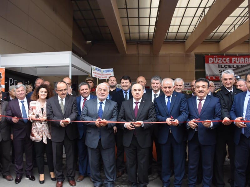 1. DÜZCE FUARI AÇILDI