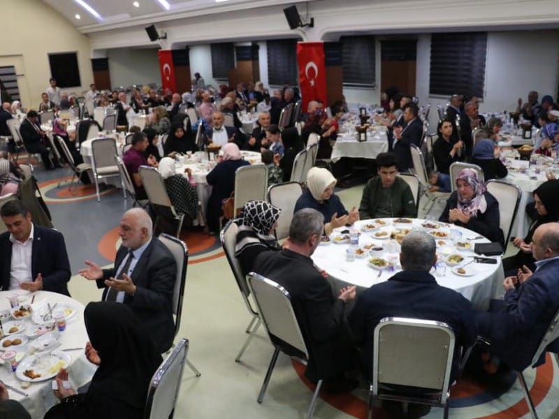 İLK İFTAR ŞEHİT YAKINLARI VE GAZİLERLE