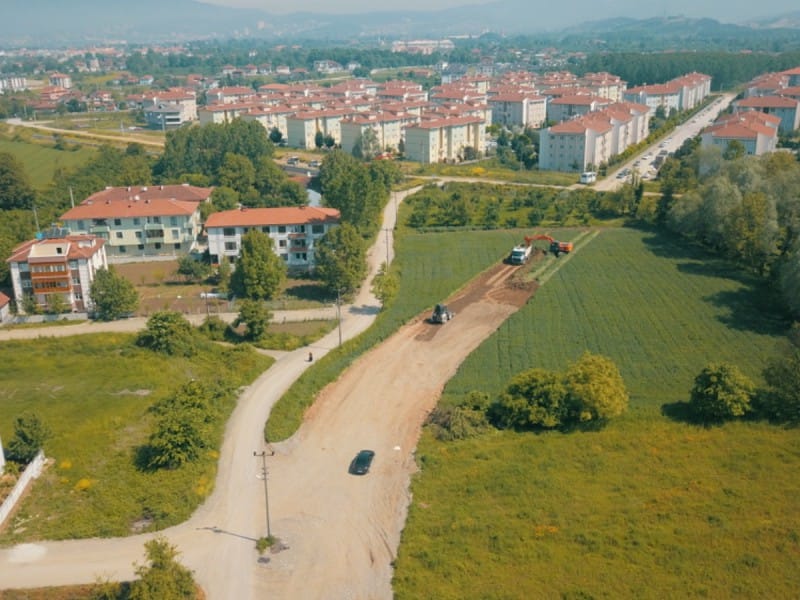 YENİ YOL ÇALIŞMALARI KOÇYAZIDA SÜRÜYOR