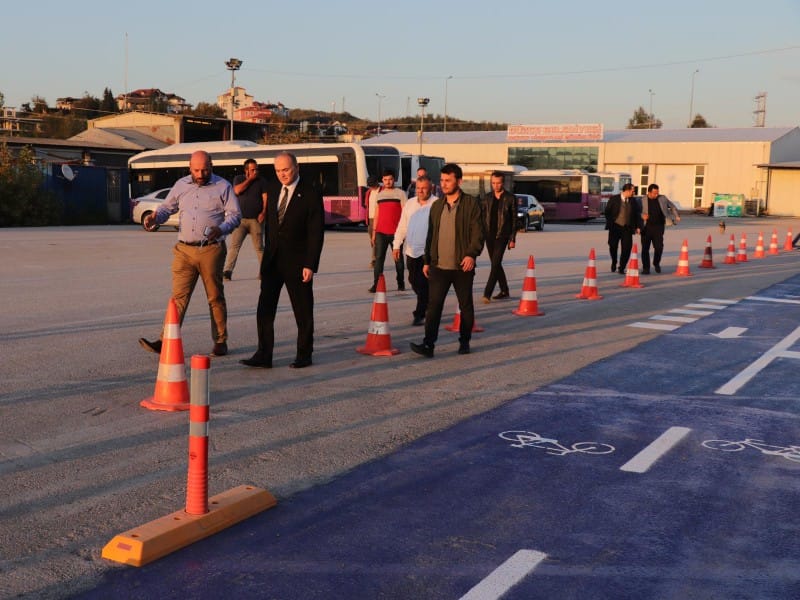 İSTANBUL CADDESİ ŞEKİLLENİYOR