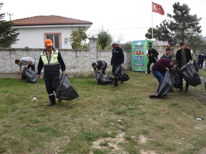 GENÇLERLE EL ELE TERTEMİZ GELECEĞE