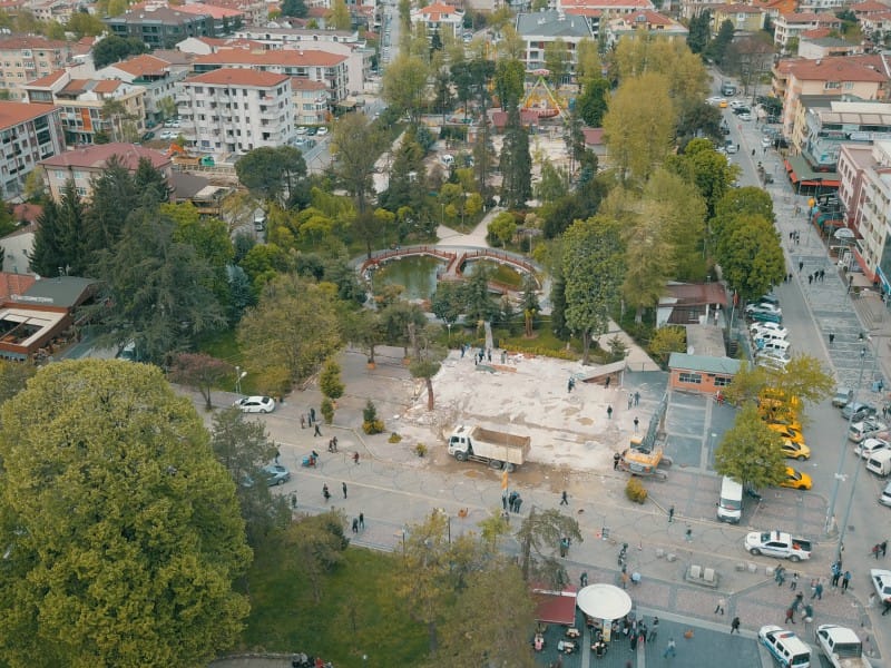 ESKİ FOTOĞRAFLARLA ALGI OPERASYONU