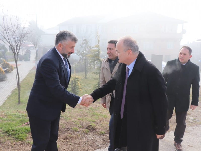 BAŞKAN ÖZLÜ KONURALP'İ YAKIDAN TAKİP EDİYOR