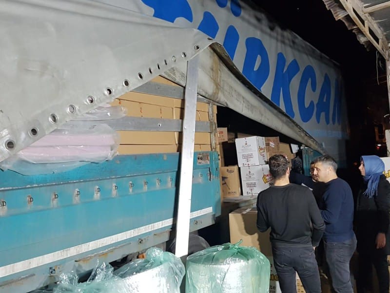 DÜZCE'DEN İDLİB'E YARDIM TIRI